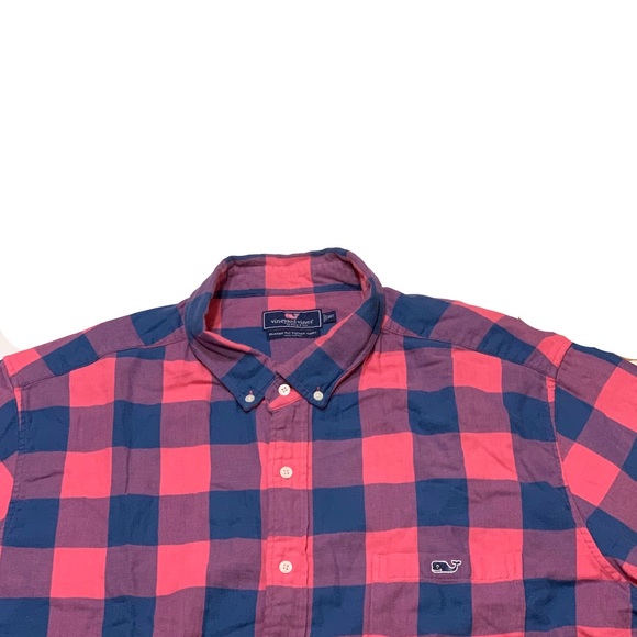 2XT / Vineyard vines lined shirts - Picture 2 of 6